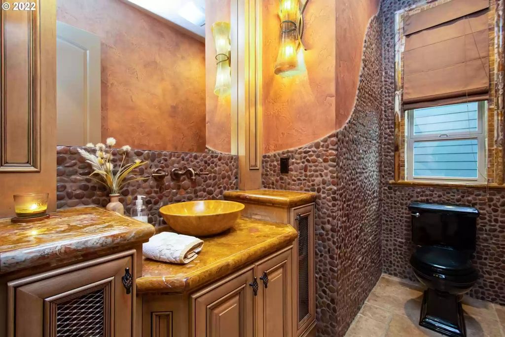 The Estate in Camas is a luxurious home featuring large rooms perfect for entertaining and comfortable living now available for sale. This home located at 636 NW Valley St, Camas, Washington; offering 04 bedrooms and 06 bathrooms with 8,112 square feet of living spaces.