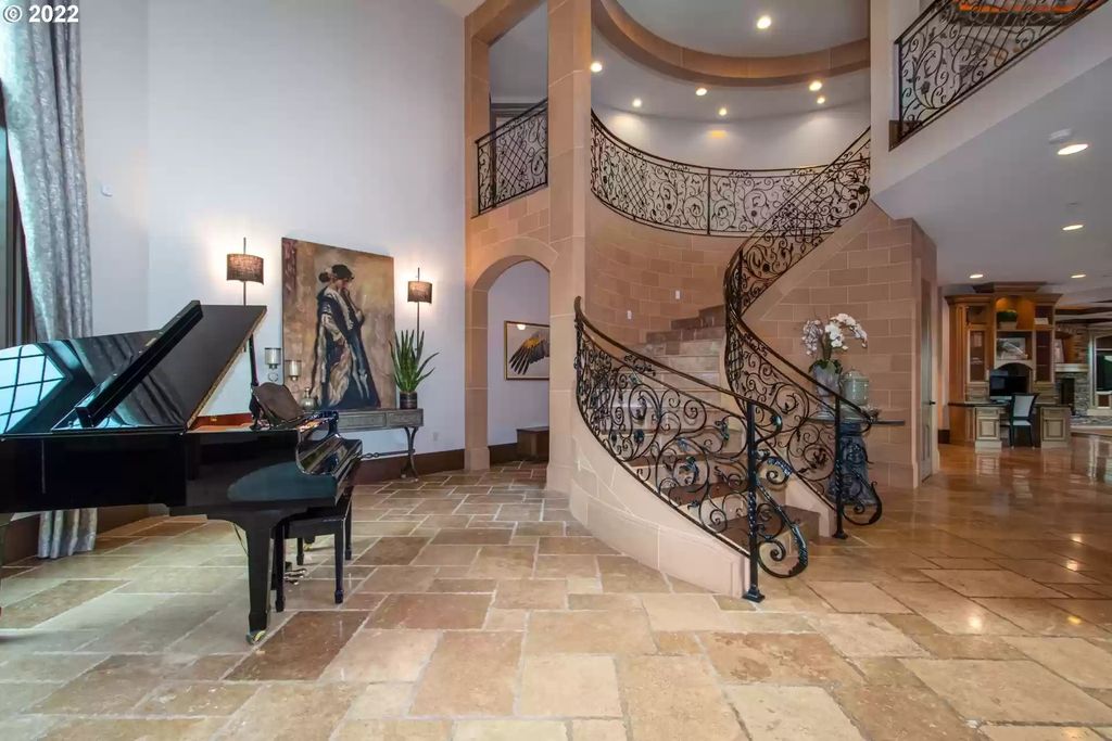 The Estate in Camas is a luxurious home featuring large rooms perfect for entertaining and comfortable living now available for sale. This home located at 636 NW Valley St, Camas, Washington; offering 04 bedrooms and 06 bathrooms with 8,112 square feet of living spaces.