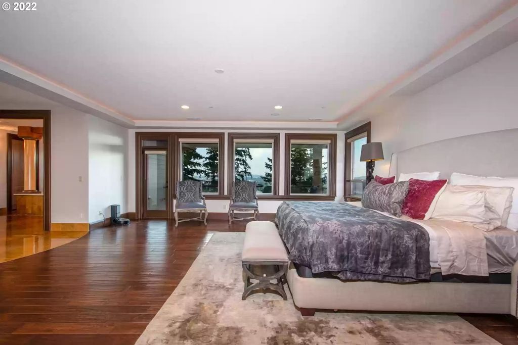 The Estate in Camas is a luxurious home featuring large rooms perfect for entertaining and comfortable living now available for sale. This home located at 636 NW Valley St, Camas, Washington; offering 04 bedrooms and 06 bathrooms with 8,112 square feet of living spaces.