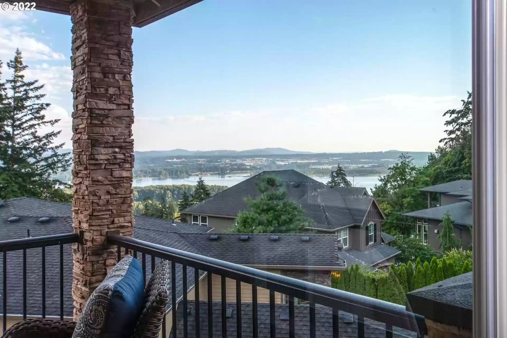 The Estate in Camas is a luxurious home featuring large rooms perfect for entertaining and comfortable living now available for sale. This home located at 636 NW Valley St, Camas, Washington; offering 04 bedrooms and 06 bathrooms with 8,112 square feet of living spaces.
