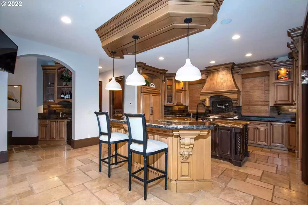 The Estate in Camas is a luxurious home featuring large rooms perfect for entertaining and comfortable living now available for sale. This home located at 636 NW Valley St, Camas, Washington; offering 04 bedrooms and 06 bathrooms with 8,112 square feet of living spaces.