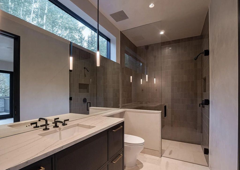 The Home in Vail, an exceptional newly constructed estate boasts expansive mountain views and offers the convenience of being steps to the ski slope and a short walk to Vail Village is now available for sale. This home located at 307 Rockledge Rd, Vail, Colorado