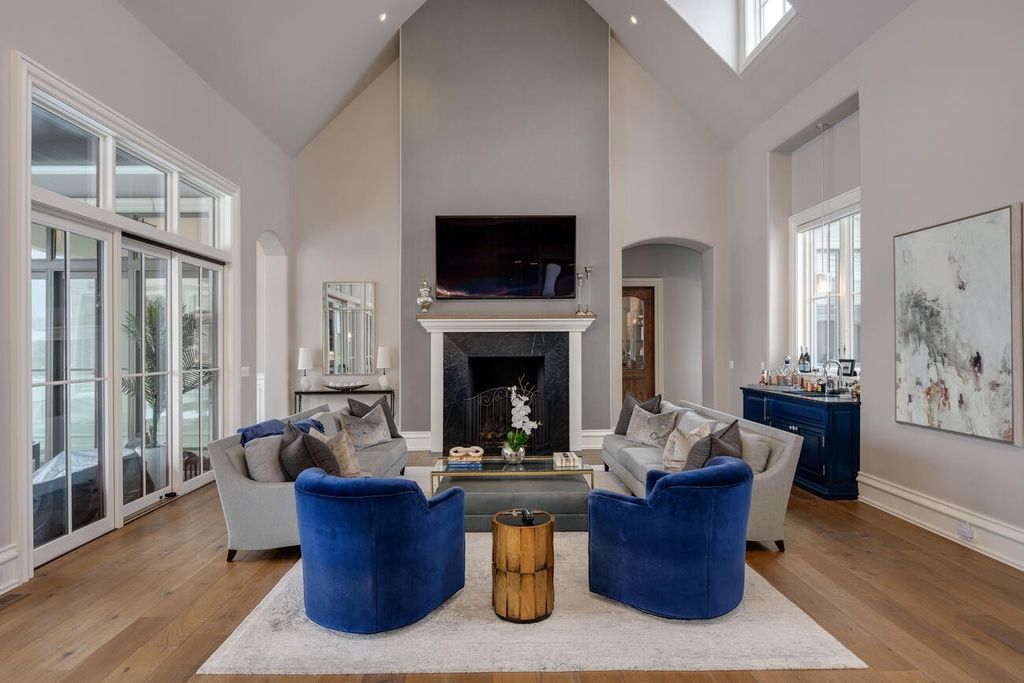 The Home in South Barrington leaves absolutely nothing to be desired, while exuding sophistication and elegance, now available for sale. This home located at 24 Enclave Ct, South Barrington, Illinois