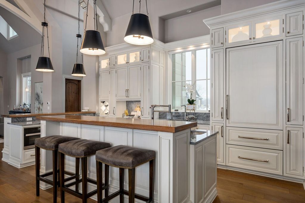 The Home in South Barrington leaves absolutely nothing to be desired, while exuding sophistication and elegance, now available for sale. This home located at 24 Enclave Ct, South Barrington, Illinois