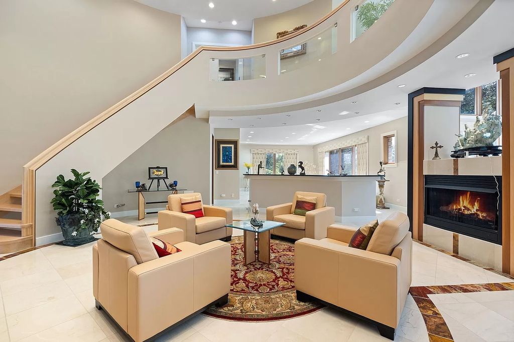 The Estate in Northbrook is a luxurious home featuring dualing staircase, large home office, indoor pool, home theatre, massive kitchen and much more appeal now available for sale. This home located at 925 Morrison Ln, Northbrook, Illinois, offering 06 bedrooms and 08 bathrooms with 8,960 square feet of living spaces. 