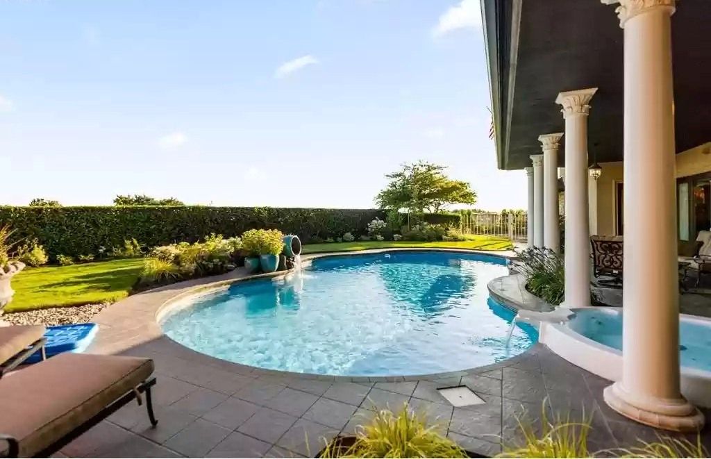 The Estate in Vancouver is a luxurious home of completely remodeled living space now available for sale. This home located at 7000 SE Riverside Dr, Vancouver, Washington; offering 04 bedrooms and 07 bathrooms with 7,373 square feet of living spaces.