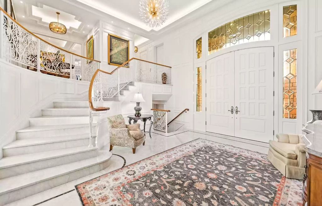 The Estate in Vancouver is a luxurious home of completely remodeled living space now available for sale. This home located at 7000 SE Riverside Dr, Vancouver, Washington; offering 04 bedrooms and 07 bathrooms with 7,373 square feet of living spaces.