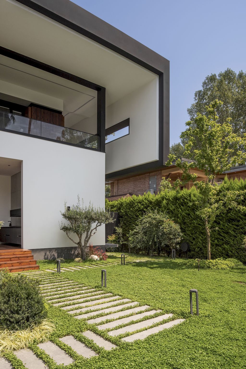 Ferdows House a Stunning Home by Naghshekhak Architectural Group 9
