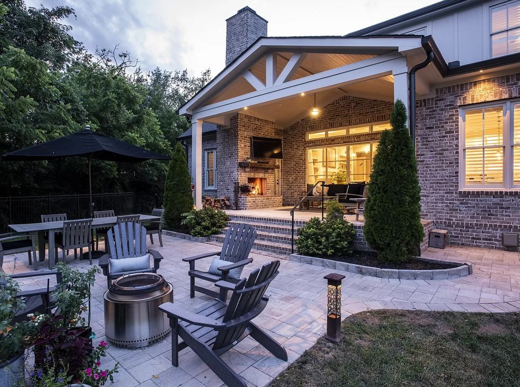 The Estate in Franklin is a luxurious home nestled on a peaceful 1.03 acre lot with custom gardens, fully fenced backyard and irrigation now available for sale. This home located at 1045 Buena Vista Dr, Franklin, Tennessee; offering 05 bedrooms and 07 bathrooms with 5,391 square feet of living spaces.