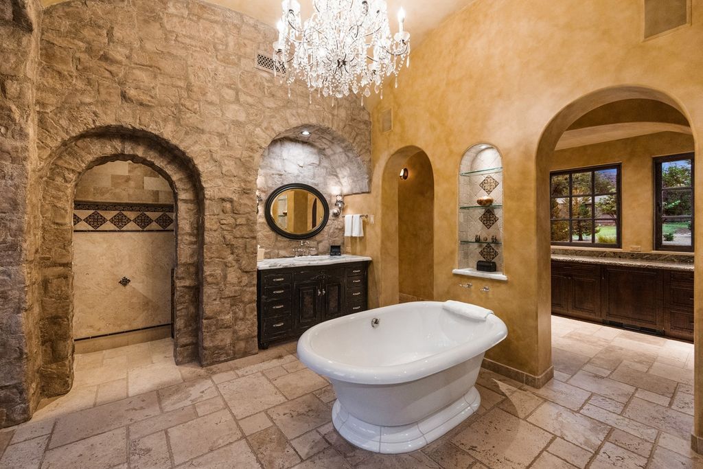 The Villa in Sedona, an exclusive Eagle Mountain Ranch abounds with local wildlife while sparing no modern comforts offering the finest finishes and timeless architecture is now available for sale. This home located at 330 Eagle Mountain Ranch Rd, Sedona, Arizona