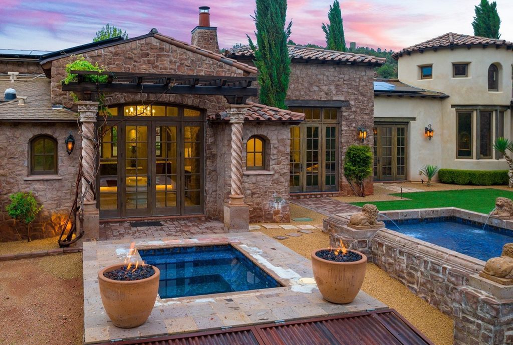 The Villa in Sedona, an exclusive Eagle Mountain Ranch abounds with local wildlife while sparing no modern comforts offering the finest finishes and timeless architecture is now available for sale. This home located at 330 Eagle Mountain Ranch Rd, Sedona, Arizona