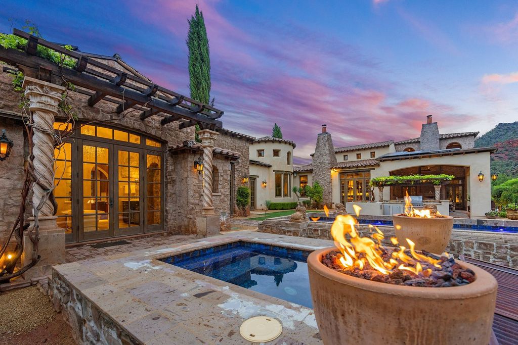 The Villa in Sedona, an exclusive Eagle Mountain Ranch abounds with local wildlife while sparing no modern comforts offering the finest finishes and timeless architecture is now available for sale. This home located at 330 Eagle Mountain Ranch Rd, Sedona, Arizona