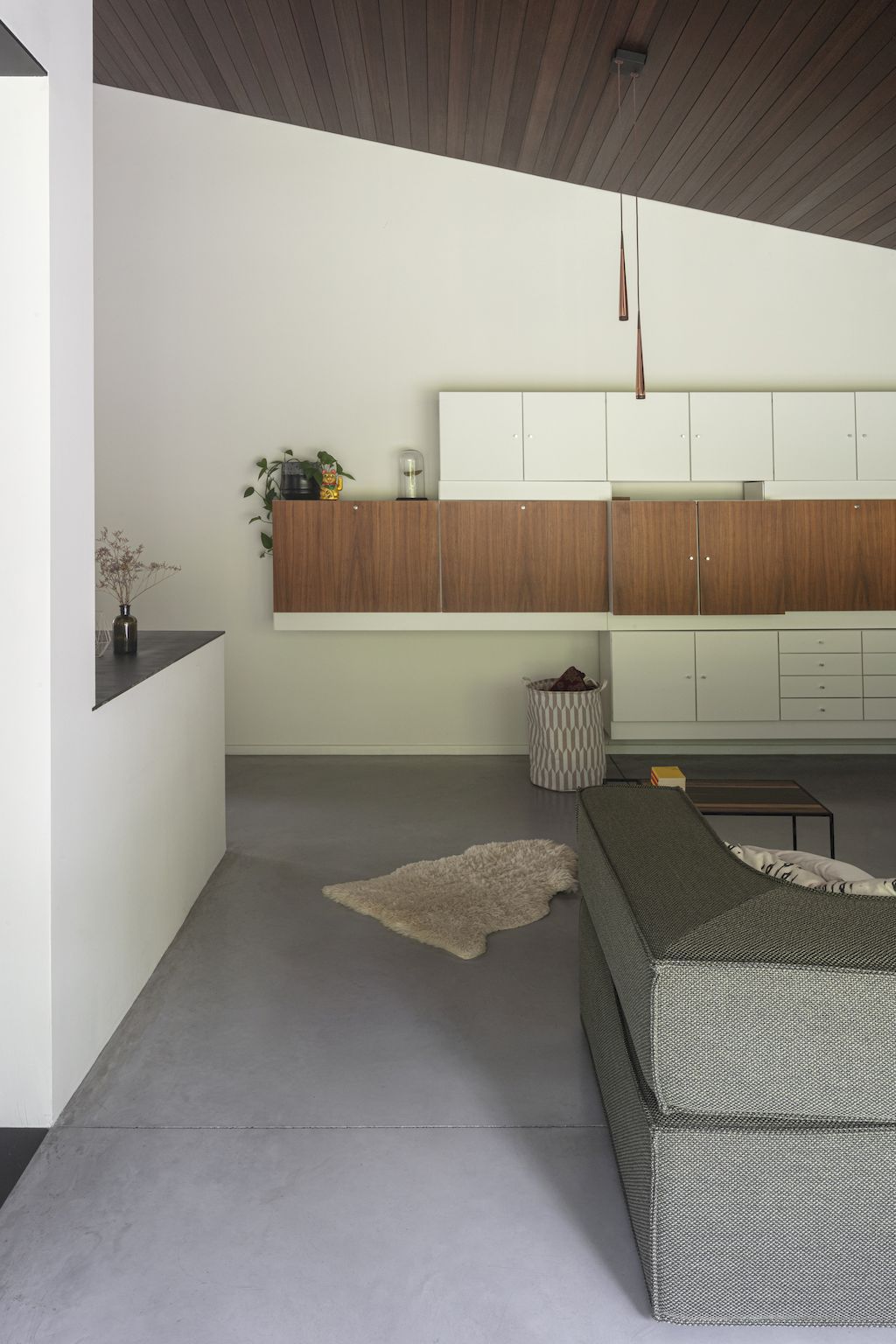 House Paap Stunning Renovation by Architecten De Bruyn bvba 16