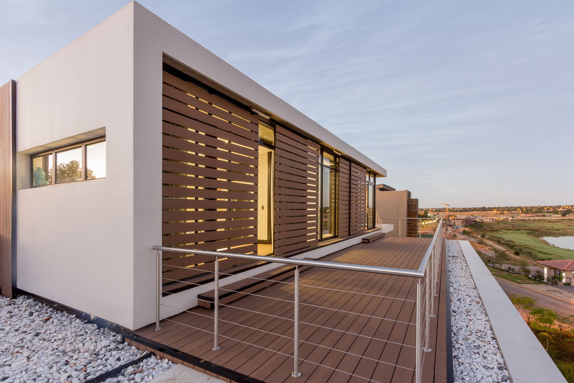 House Vista an Open and Cheerful Home by Gottsmann Architects 7 1