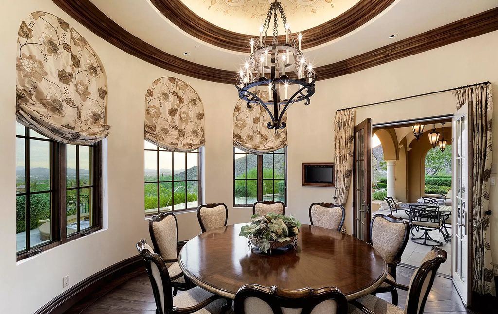 The Home in Scottsdale, a noteworthy property offers unprecedented balance between priceless sweeping views of the valley below and unparalleled lot location at 2,000 feet is now available for sale. This home located at 21376 N 110th Pl, Scottsdale, Arizona
