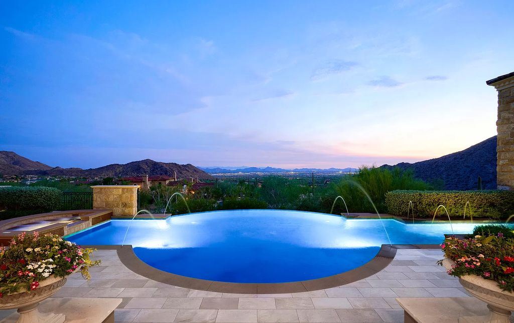 The Home in Scottsdale, a noteworthy property offers unprecedented balance between priceless sweeping views of the valley below and unparalleled lot location at 2,000 feet is now available for sale. This home located at 21376 N 110th Pl, Scottsdale, Arizona