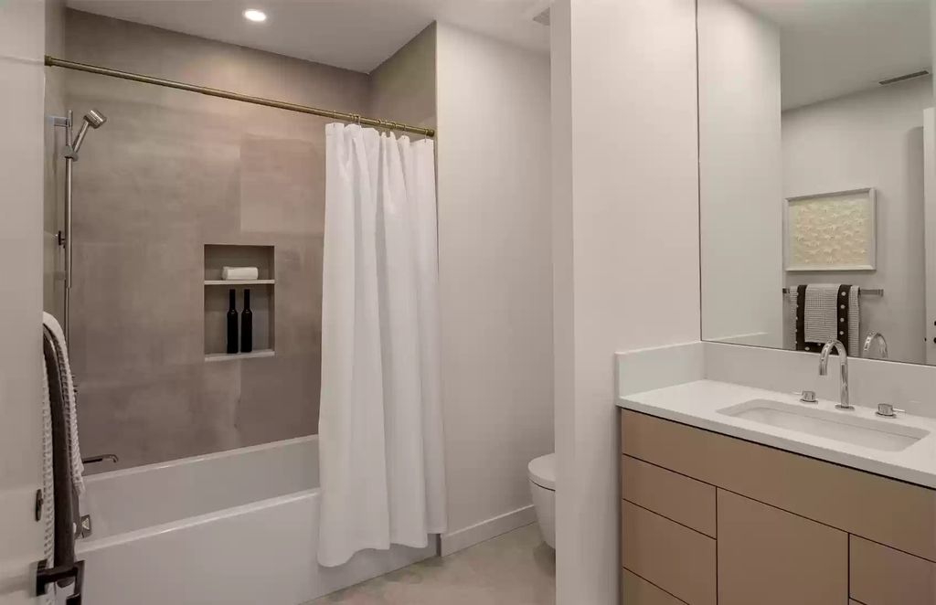The Home in Medina is an impeccably stylish and undeniably chic home with effortless entertaining spaces, now available for sale. This home located at 7329 NE 18th Street, Medina, Washington