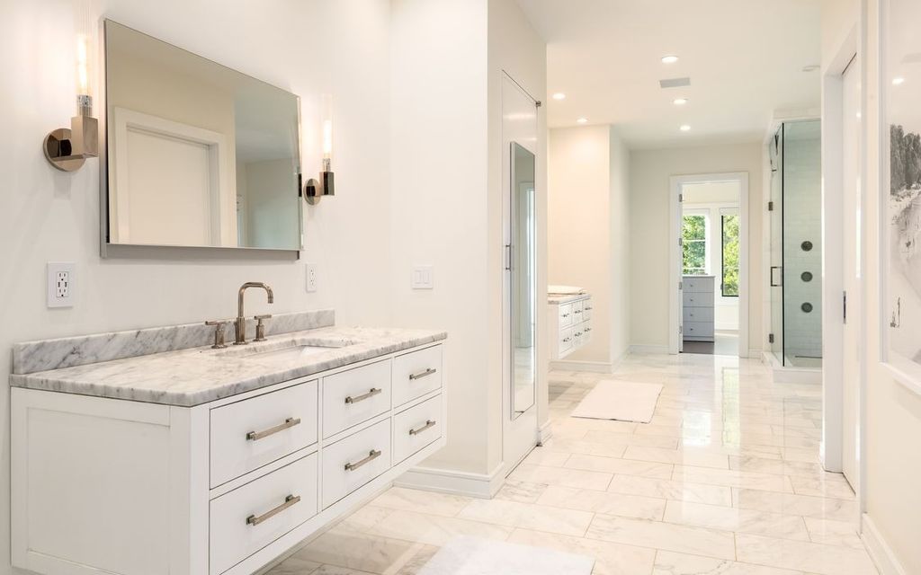 The Home in Greenwich is designed for seamless indoor/outdoor entertaining with resort-style amenities, now available for sale. This home located at 7 Dwight Ln, Greenwich, Connecticut