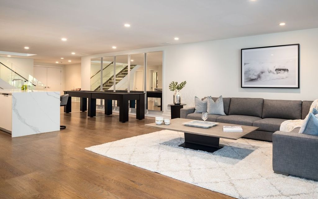 The Home in Greenwich is designed for seamless indoor/outdoor entertaining with resort-style amenities, now available for sale. This home located at 7 Dwight Ln, Greenwich, Connecticut