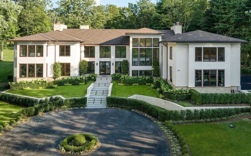 The Home in Greenwich is designed for seamless indoor/outdoor entertaining with resort-style amenities, now available for sale. This home located at 7 Dwight Ln, Greenwich, Connecticut