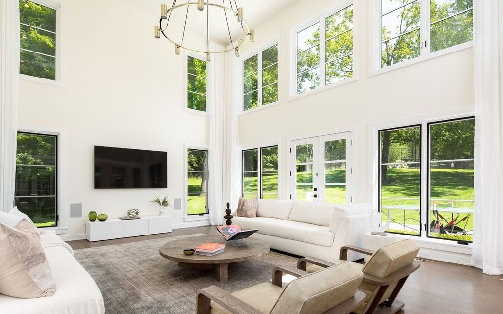 The Home in Greenwich is designed for seamless indoor/outdoor entertaining with resort-style amenities, now available for sale. This home located at 7 Dwight Ln, Greenwich, Connecticut