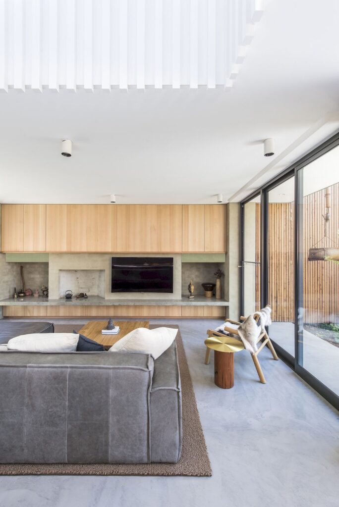 Millswood House a Double fronted Cottage in Australia by Studio Gram 9