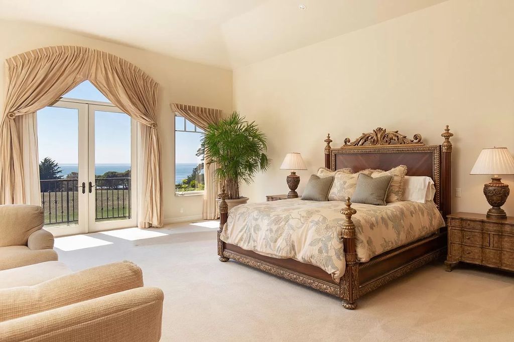The Villa in Pebble Beach, a one-of-a-kind golf estate on one of the most intimate and extraordinary locations boasting expansive views of Carmel Beach and Point Lobos to the south and Stillwater Cove and Pescadero Point to the north is now available for sale. This home located at 3422 Seventeen Mile Dr, Pebble Beach, California