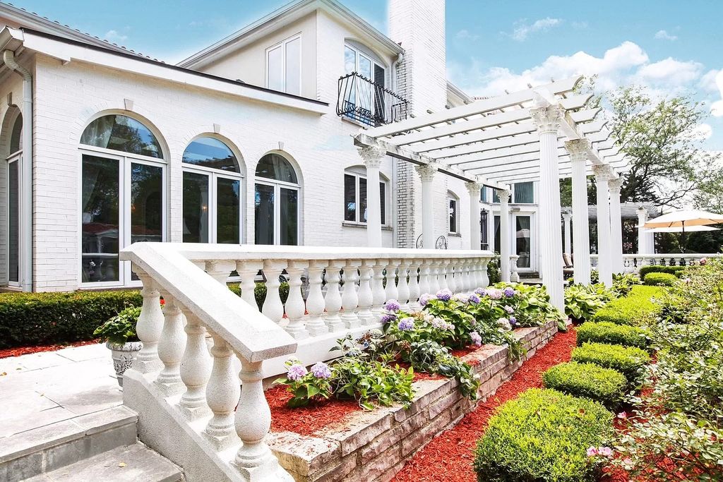 The Estate in Oak Brook is a luxurious home surrounded by beautifully manicured professionally landscaped gardens now available for sale. This home located at 704 Deer Trail Ln, Oak Brook, Illinois; offering 08 bedrooms and 10 bathrooms with 16,981 square feet of living spaces.