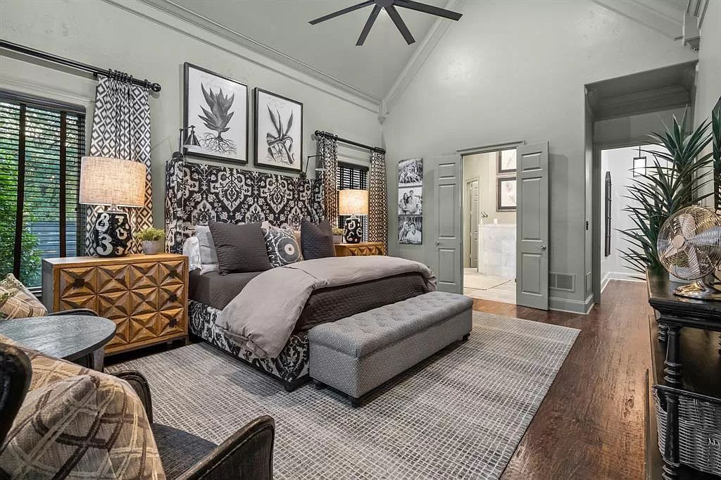 The Estate in Argyle, a stunning home with tranquil setting and a stocked pond offering outdoor oasis with ample covered area with fireplace and both a barbecue and smoker perfect for entertaining is now available for sale. This home located at 1000 Roadrunner Rd, Argyle, Texas