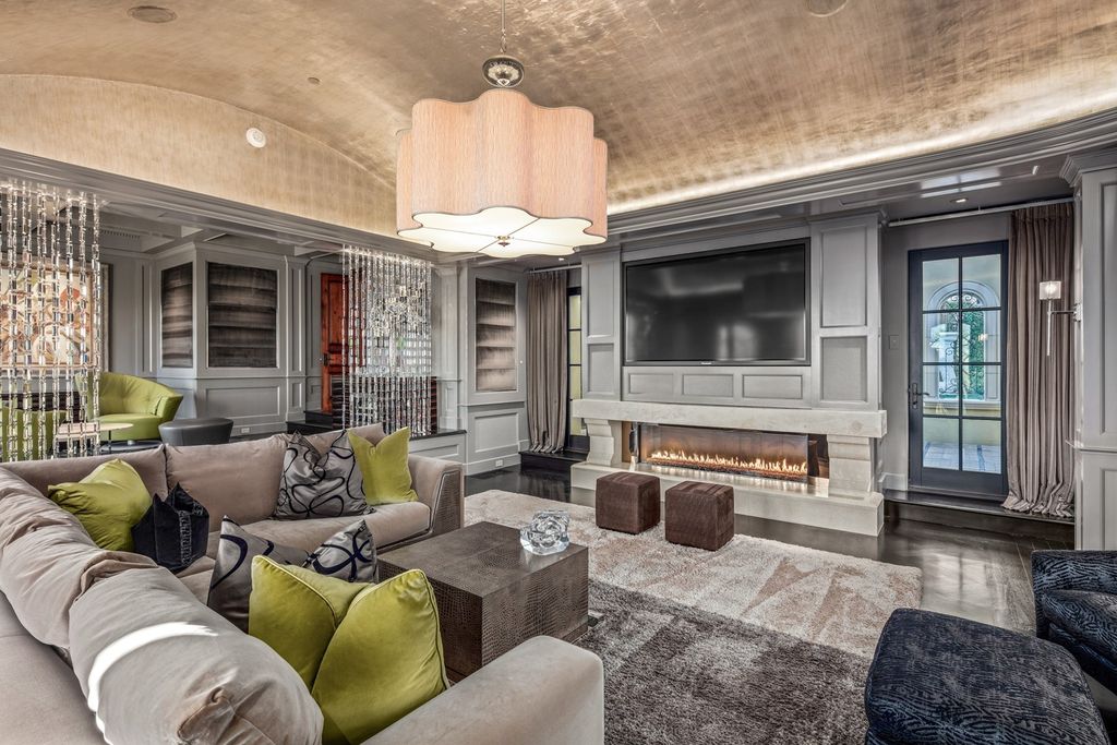 The Mansion in Scottsdale, an exceptional and gracious estate built by Salcito Custom Homes and designed by renowned Architect Dale Gardon delivering both luxury and comfort is now available for sale. This home located at 20715 N 103rd Pl, Scottsdale, Arizona