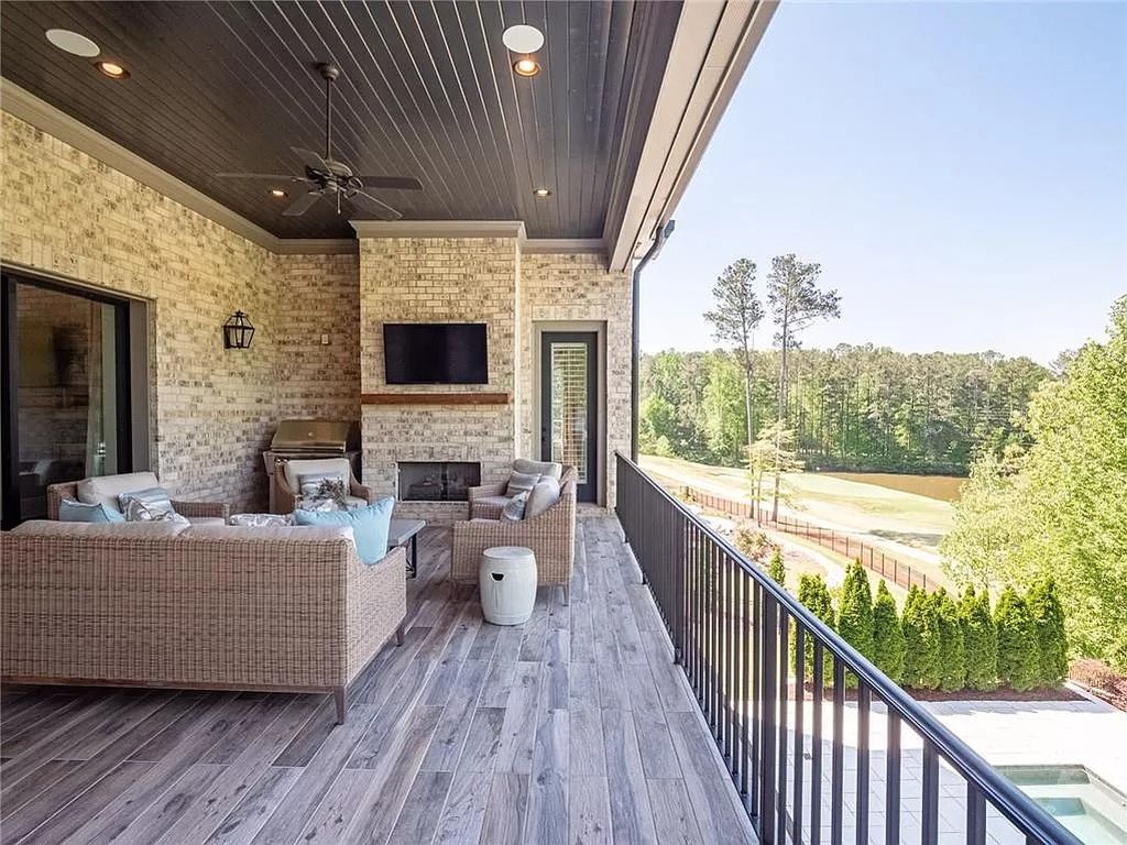 The Estate in Milton is a luxurious home featuring open floor plan and breathtaking outdoor area now available for sale. This home located at 16146 Belford Dr, Milton, Georgia; offering 07 bedrooms and 09 bathrooms with 8,979 square feet of living spaces.