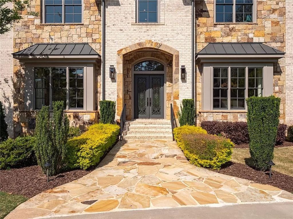 The Estate in Milton is a luxurious home featuring open floor plan and breathtaking outdoor area now available for sale. This home located at 16146 Belford Dr, Milton, Georgia; offering 07 bedrooms and 09 bathrooms with 8,979 square feet of living spaces.
