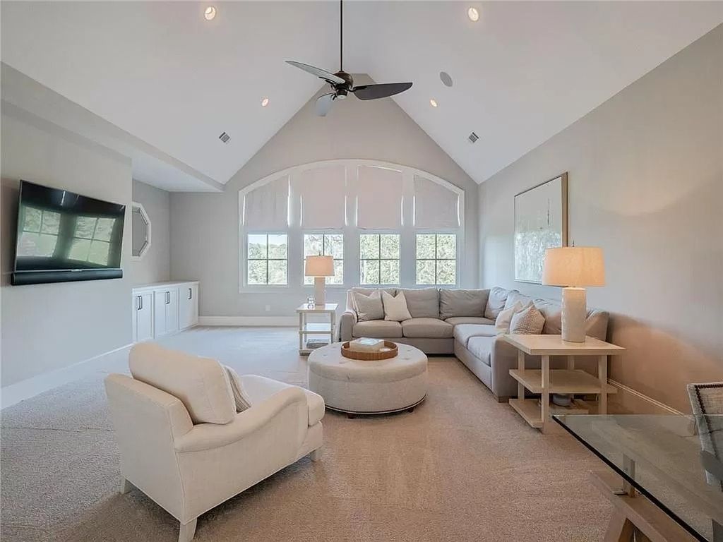 The Estate in Milton is a luxurious home featuring open floor plan and breathtaking outdoor area now available for sale. This home located at 16146 Belford Dr, Milton, Georgia; offering 07 bedrooms and 09 bathrooms with 8,979 square feet of living spaces.