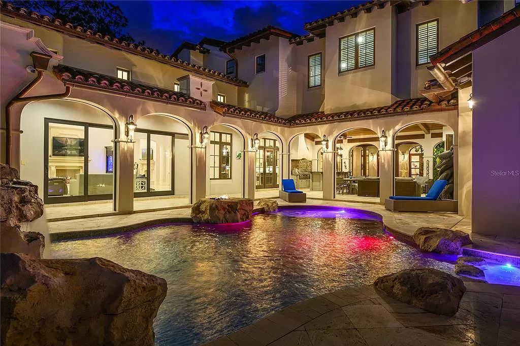 The Estate in Orlando, a one of a kind home in the coveted Carolwood neighborhood in Golden Oak at Walt Disney World Resort offering beautiful outdoor areas with a resort pool and an expansive covered courtyard is now available for sale. This home located at 10151 Enchanted Oak Dr, Orlando, Florida
