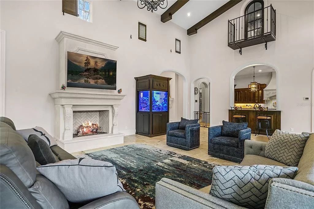 The Estate in Orlando, a one of a kind home in the coveted Carolwood neighborhood in Golden Oak at Walt Disney World Resort offering beautiful outdoor areas with a resort pool and an expansive covered courtyard is now available for sale. This home located at 10151 Enchanted Oak Dr, Orlando, Florida