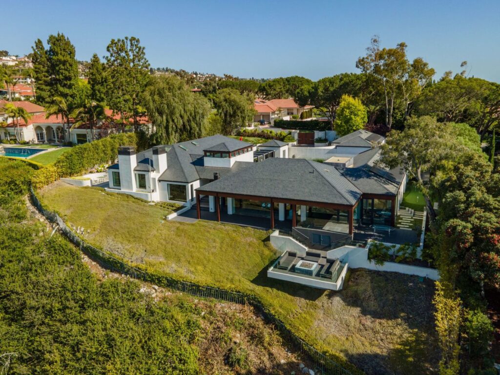 The Home in Palos Verdes Estates, a one of a kind, KAA designed estate perched in exclusive neighborhood with the most coveted view in the entire South Bay is now available for sale. This home located at 968 Paseo La Cresta, Palos Verdes Estates, California