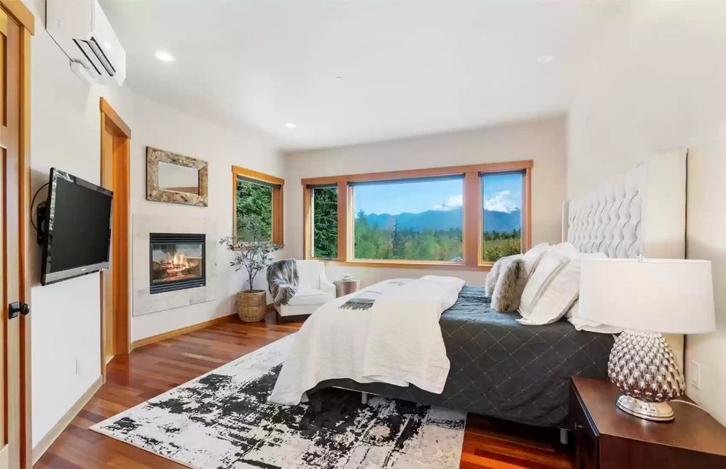 The Estate in North Bend is a luxurious home featuring gorgeous finishes and ideal spaces for a wide choice of entertainment now available for sale. This home located at 16331 Reserve Drive SE, North Bend, Washington; offering 04 bedrooms and 04 bathrooms with 5,710 square feet of living spaces. 