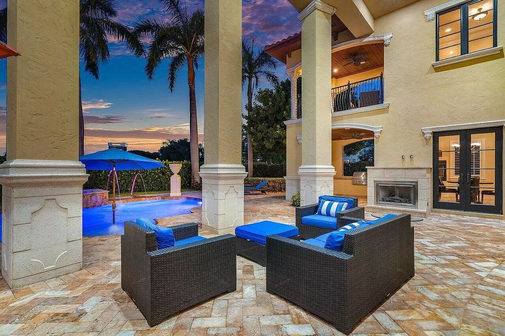 The Villa in Fort Lauderdale, a luxurious contemporary Mediterranean home overlooking the Coral Ridge Country Club Golf Course with resort style amenities is now available for sale. This home located at 4711 NE 25th Ave, Fort Lauderdale, Florida