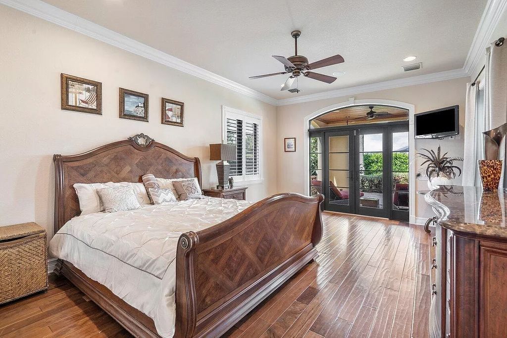 The Villa in Fort Lauderdale, a luxurious contemporary Mediterranean home overlooking the Coral Ridge Country Club Golf Course with resort style amenities is now available for sale. This home located at 4711 NE 25th Ave, Fort Lauderdale, Florida