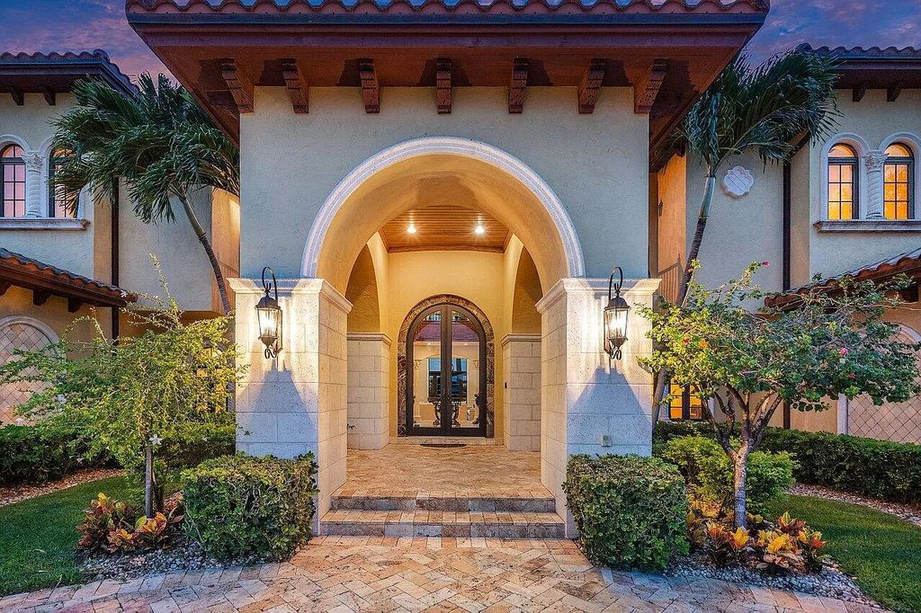 The Villa in Fort Lauderdale, a luxurious contemporary Mediterranean home overlooking the Coral Ridge Country Club Golf Course with resort style amenities is now available for sale. This home located at 4711 NE 25th Ave, Fort Lauderdale, Florida