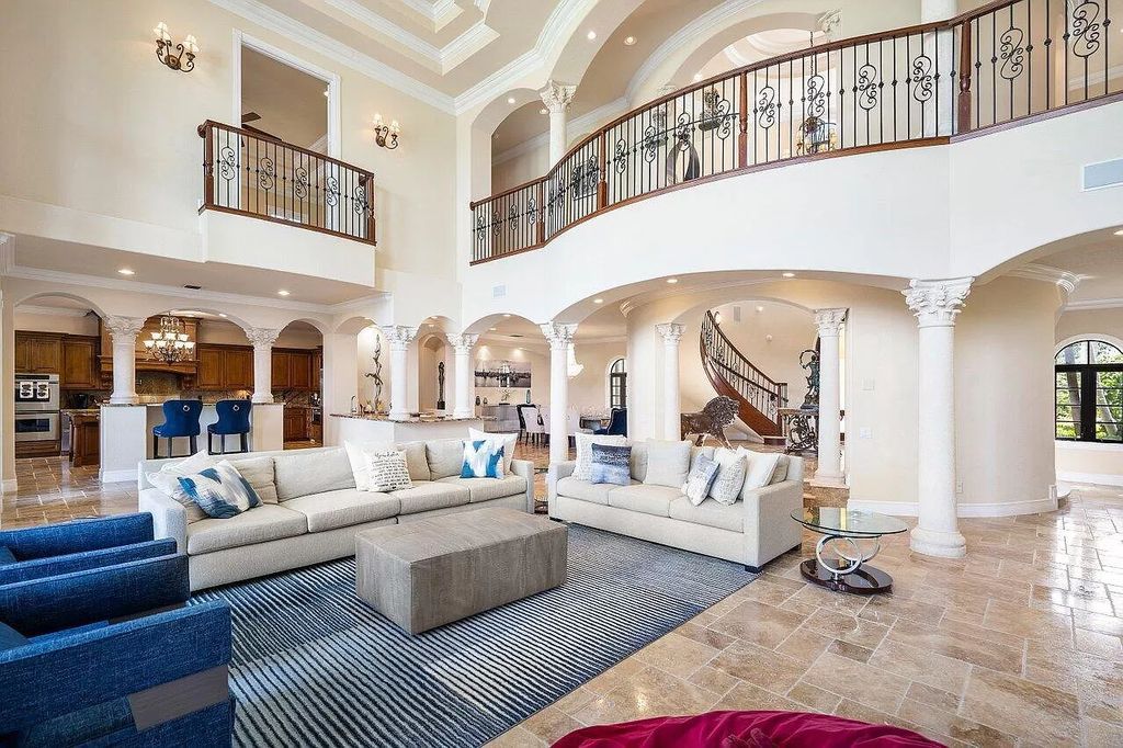 The Villa in Fort Lauderdale, a luxurious contemporary Mediterranean home overlooking the Coral Ridge Country Club Golf Course with resort style amenities is now available for sale. This home located at 4711 NE 25th Ave, Fort Lauderdale, Florida
