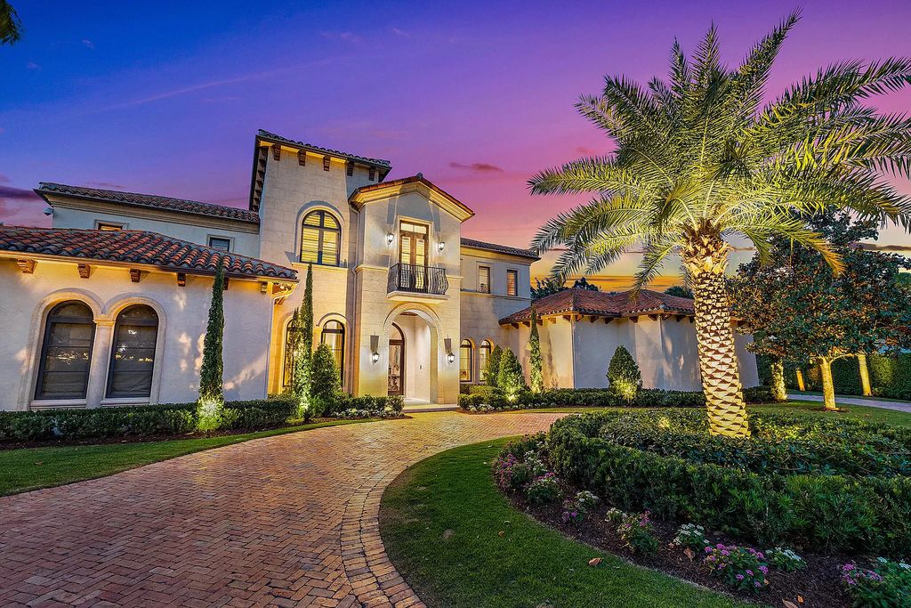 The Home in Palm Beach Gardens, a private custom estate on the largest homesite within Frenchman's Reserve offering luxurious amenities for both living and entertaining is now available for sale. This home located at 667 Hermitage Cir, Palm Beach Gardens, Florida