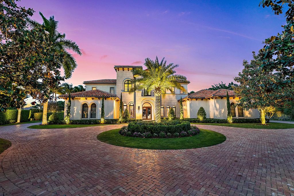 The Home in Palm Beach Gardens, a private custom estate on the largest homesite within Frenchman's Reserve offering luxurious amenities for both living and entertaining is now available for sale. This home located at 667 Hermitage Cir, Palm Beach Gardens, Florida