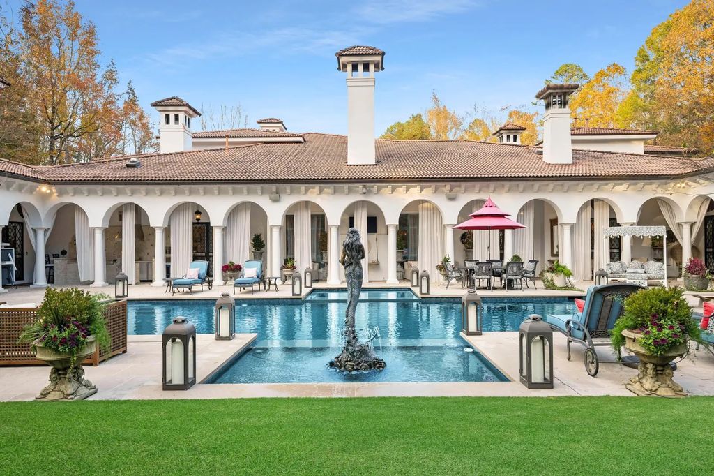 The Estate in Charlotte is an entertainers paradise and conveniently located, now available for sale. This home located at 8371 Providence Rd, Charlotte, North Carolina