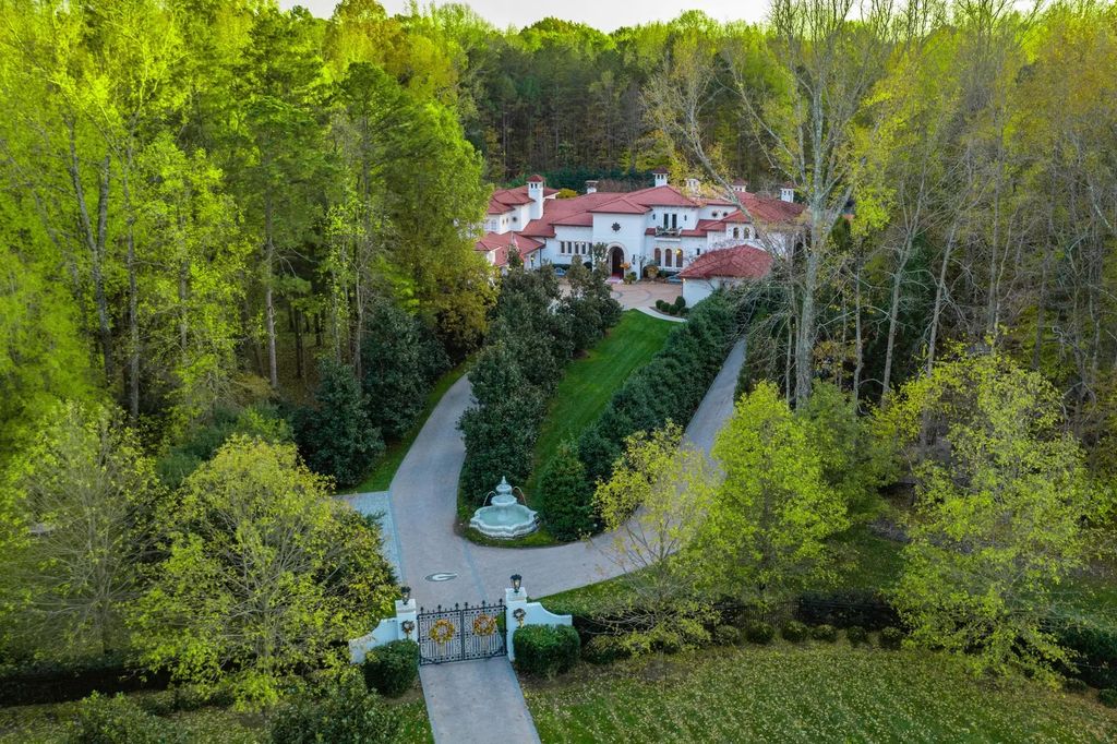 The Estate in Charlotte is an entertainers paradise and conveniently located, now available for sale. This home located at 8371 Providence Rd, Charlotte, North Carolina