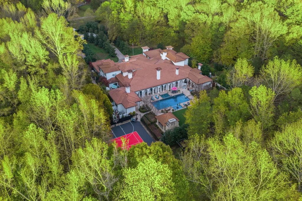 The Estate in Charlotte is an entertainers paradise and conveniently located, now available for sale. This home located at 8371 Providence Rd, Charlotte, North Carolina