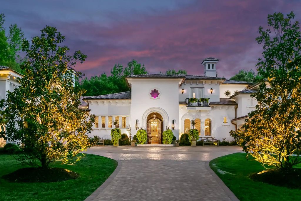 The Estate in Charlotte is an entertainers paradise and conveniently located, now available for sale. This home located at 8371 Providence Rd, Charlotte, North Carolina