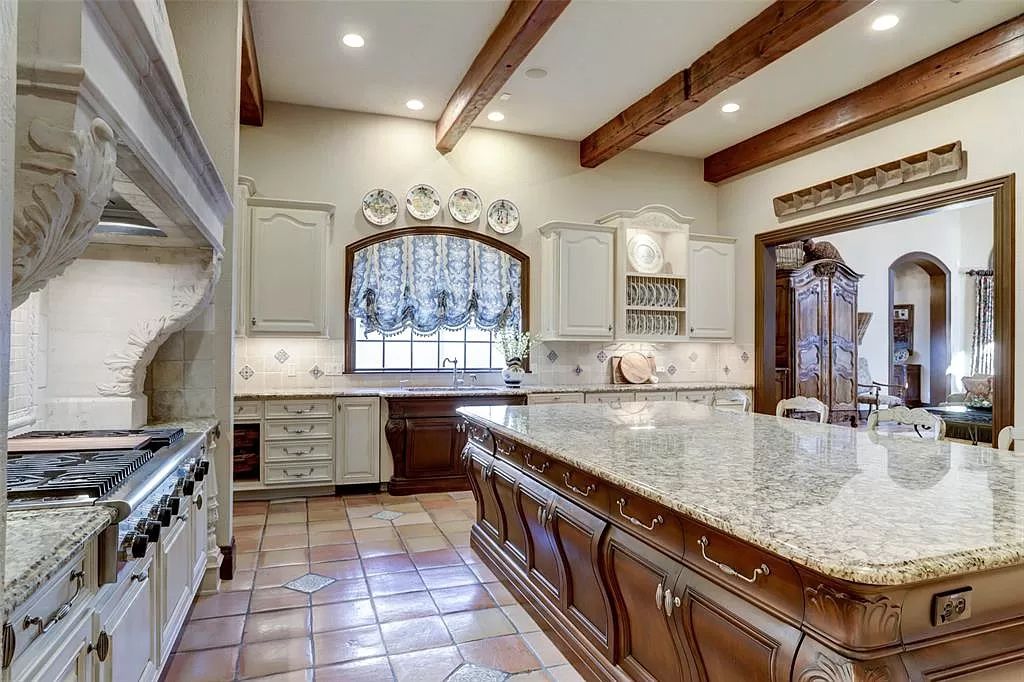 The Mansion in Tomball, a timeless estate with French style and old world charm featuring unique architectural design, attention to detail and the exceptional quality of materials is now available for sale. This home located at 36 Saddlebrook Ct, Tomball, Texas