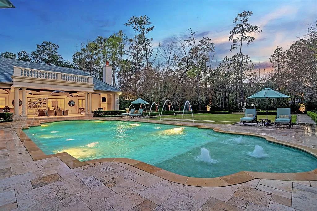 The Mansion in Tomball, a timeless estate with French style and old world charm featuring unique architectural design, attention to detail and the exceptional quality of materials is now available for sale. This home located at 36 Saddlebrook Ct, Tomball, Texas