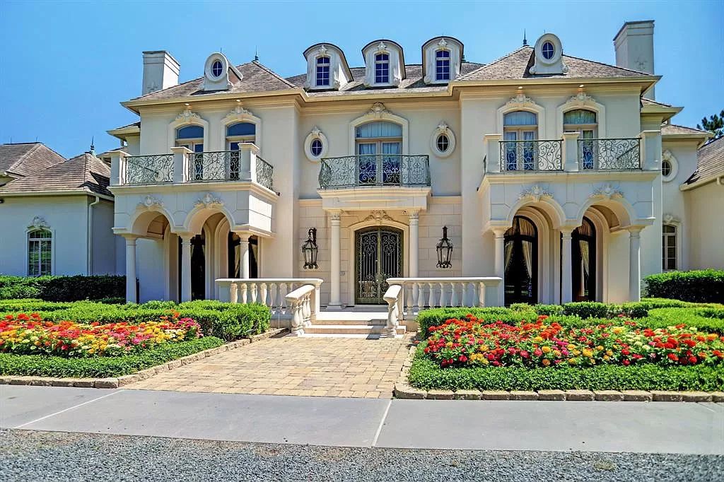 The Mansion in Tomball, a timeless estate with French style and old world charm featuring unique architectural design, attention to detail and the exceptional quality of materials is now available for sale. This home located at 36 Saddlebrook Ct, Tomball, Texas